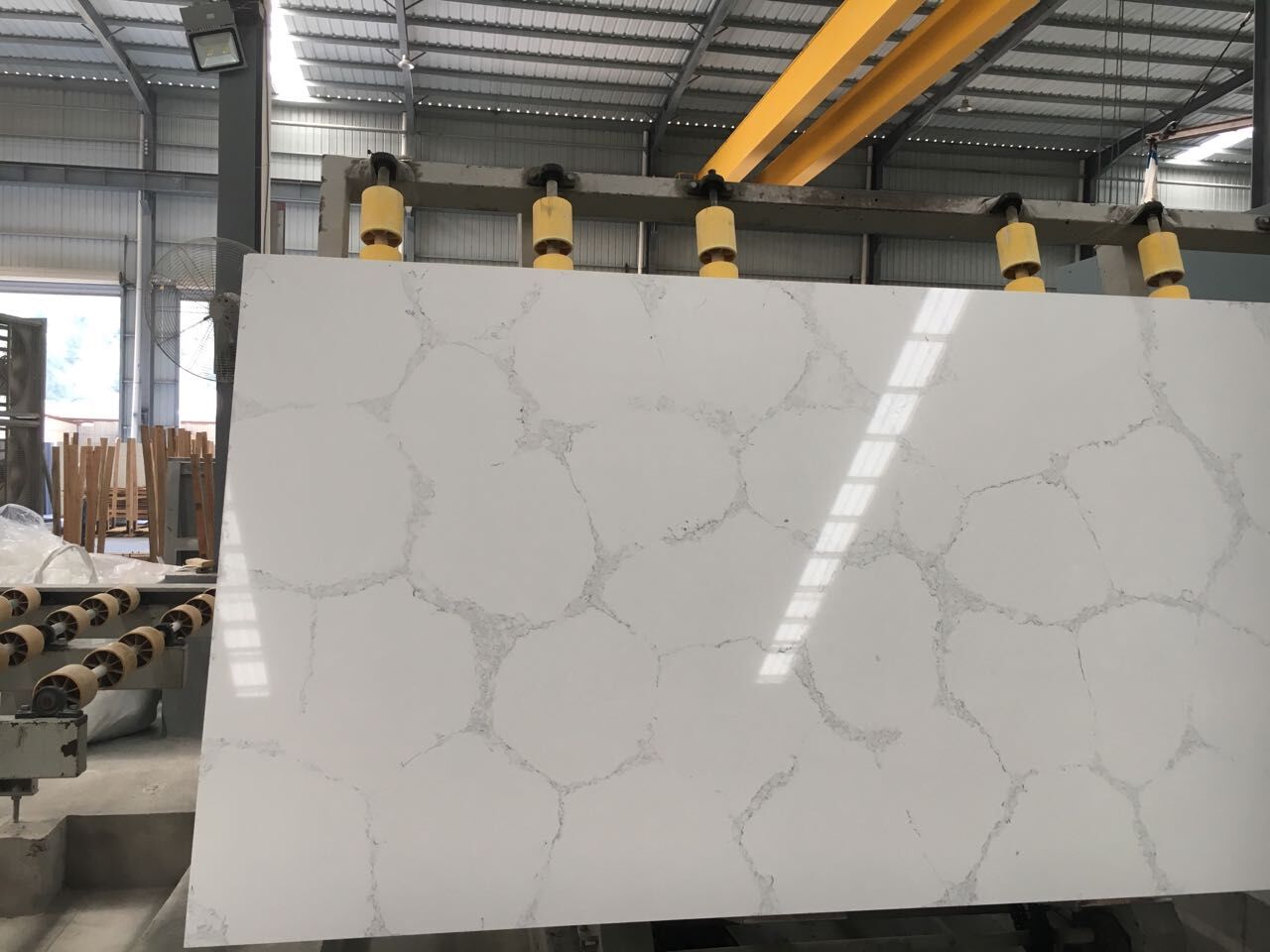 quartz kitchen countertop SQ6154 Super Carrara (2).jpg